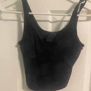black lululemon camo align tank